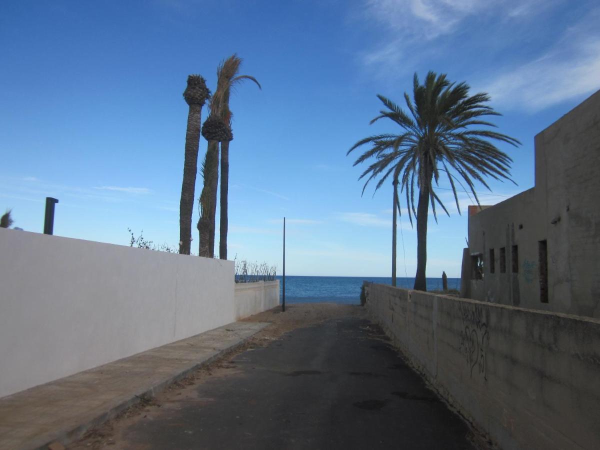 Estudio El Retiro Playa Дения Екстериор снимка